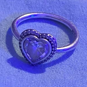 Pandora heart ring size 6 good condition sparkly